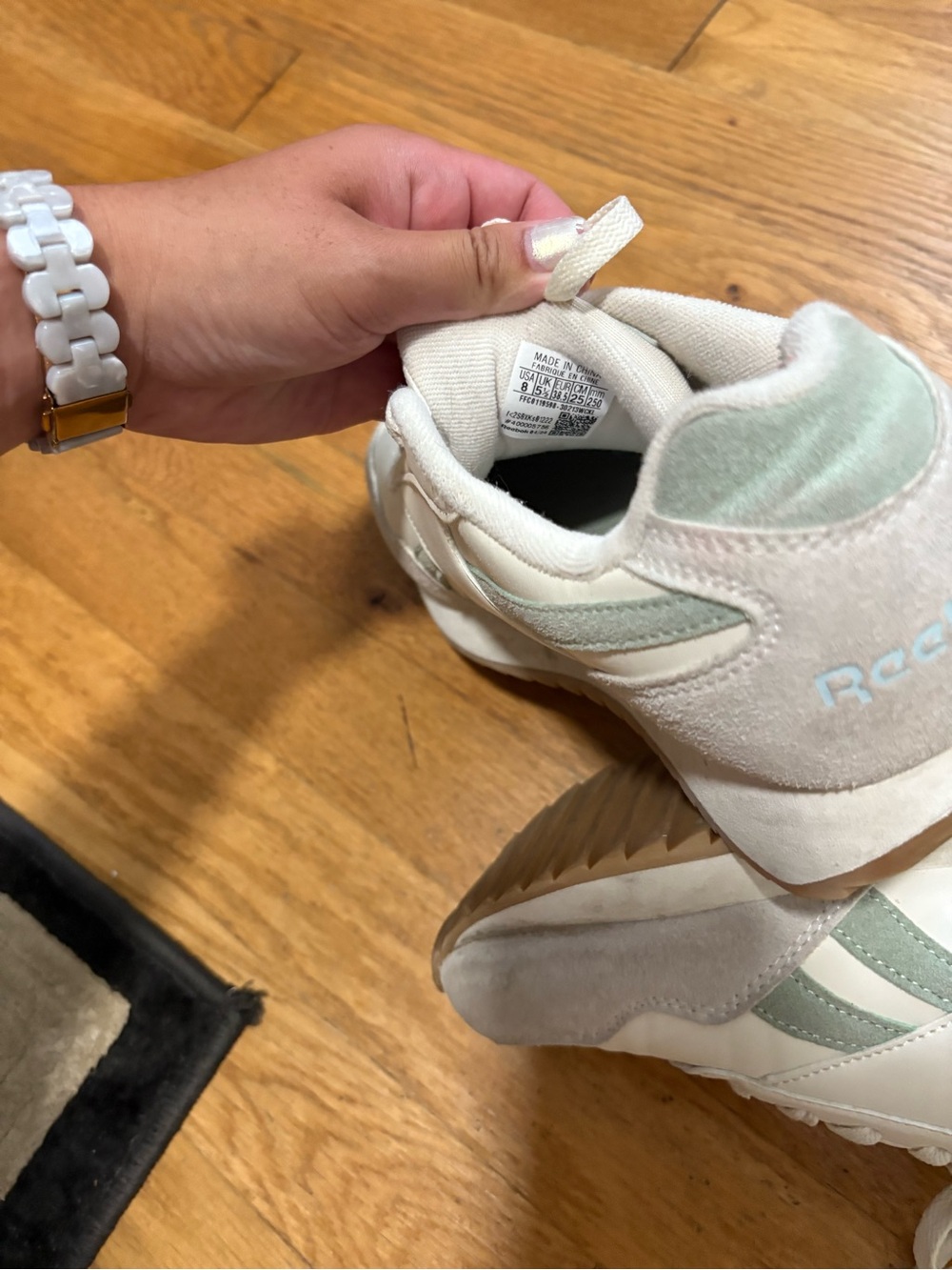 reebok suede white and light green retro sneakers womens - Picture 8 of 9